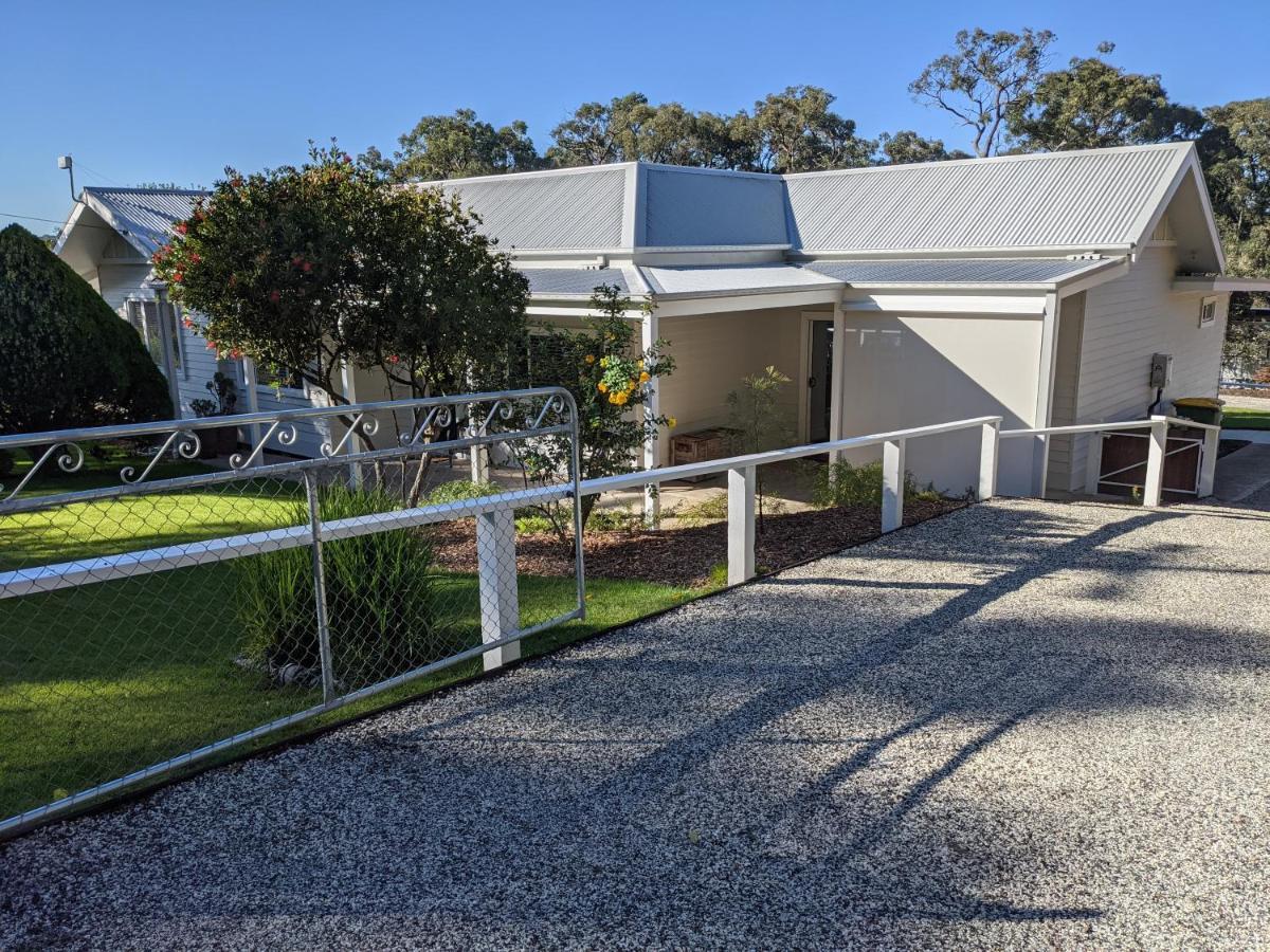 Perfect Location For Yarra Valley Dandenong Ranges Holiday home *